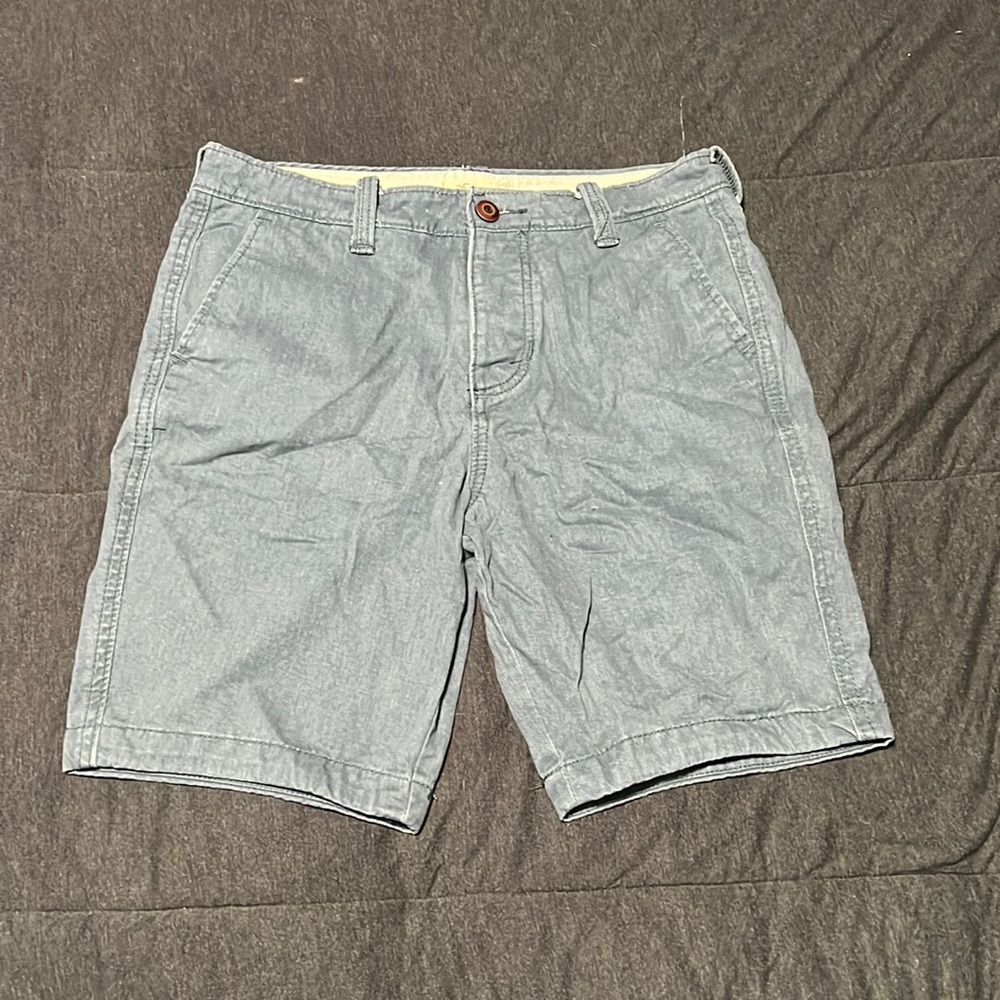 Men Waist size 30 blue Hollister dress shorts.